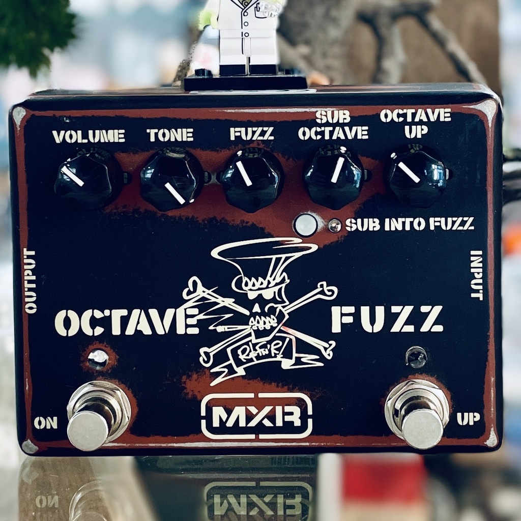 MXR OCCASION Slash Octave Fuzz SF01 - Backstage Music